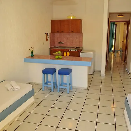 Ξενοδοχείο με διαμερίσματα ενοικιαζόμενα κλεοπάτρα 3*