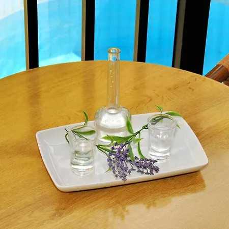 Aparthotel Cleopatra 3*