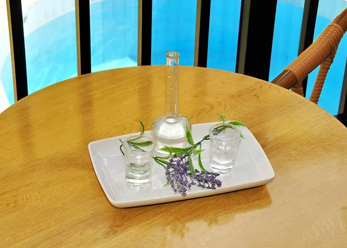 Aparthotel Cleopatra 3*