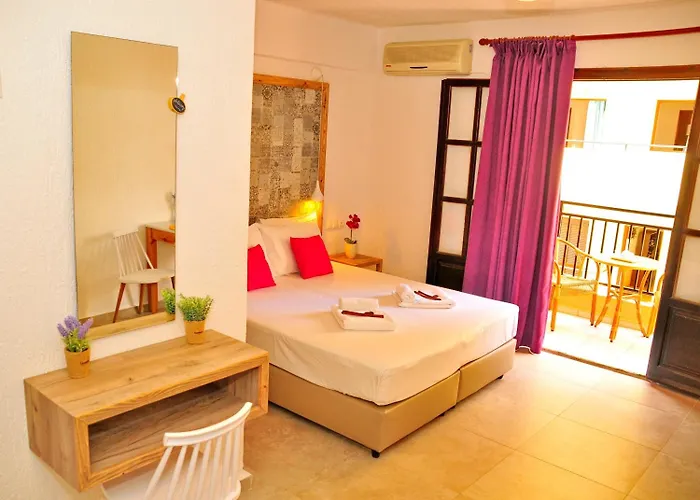 Cleopatra Aparthotel Hersonissos (Crete)