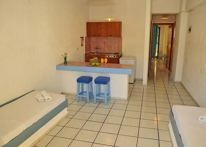 Aparthotel Cleopatra 3*